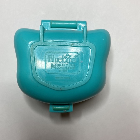 1993 Polly Pocket Cuddly Kitty Compact with 1 figure - Picture 3 of 9